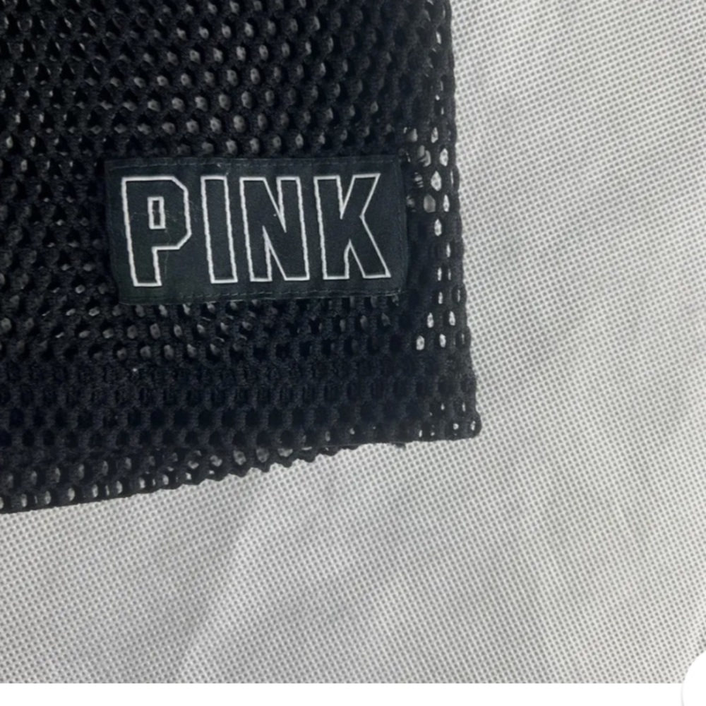 VS PINK FISHNET TOP🖤 - Picture 3 of 8